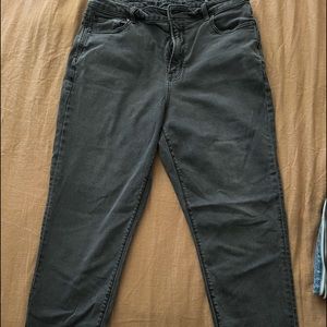 American Eagle Mom Jean